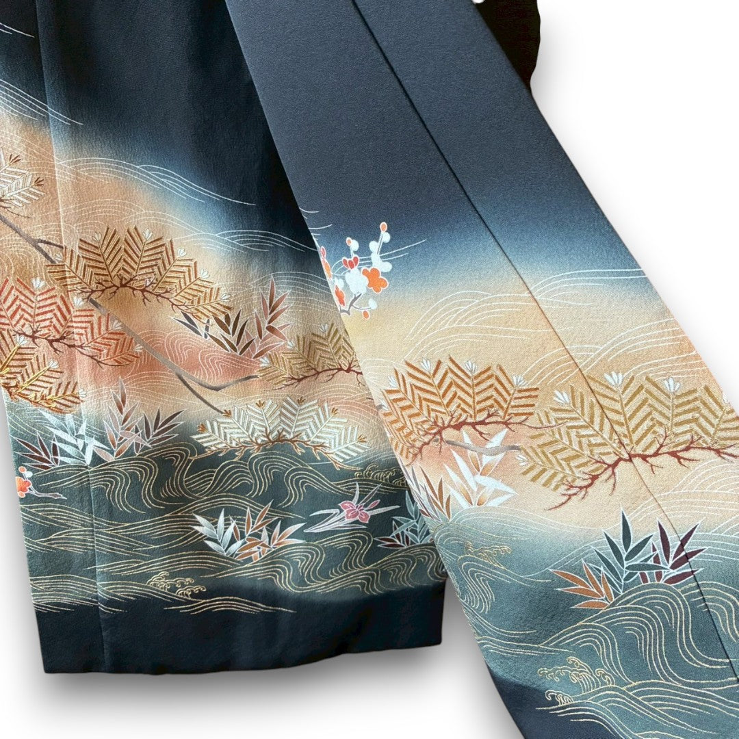 Remade Silk Scarf from Kurotomesode Kimono – Japanese Embroidery | mukafu Reconstructed