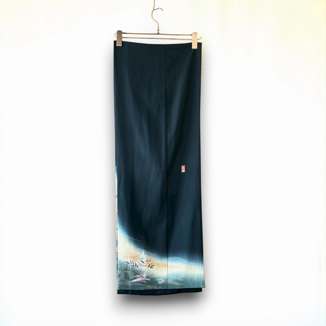 Remade Silk Scarf from Kurotomesode Kimono – Japanese Embroidery | mukafu Reconstructed