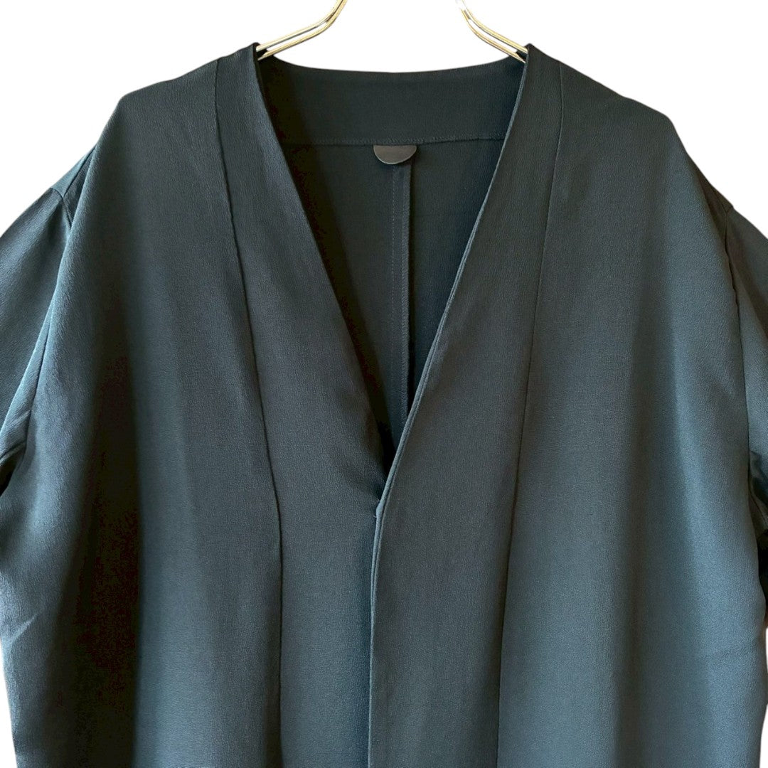 Remade Kuro-Tomesode Gown Coat with Traditional Japanese Patterns – One-of-a-Kind
