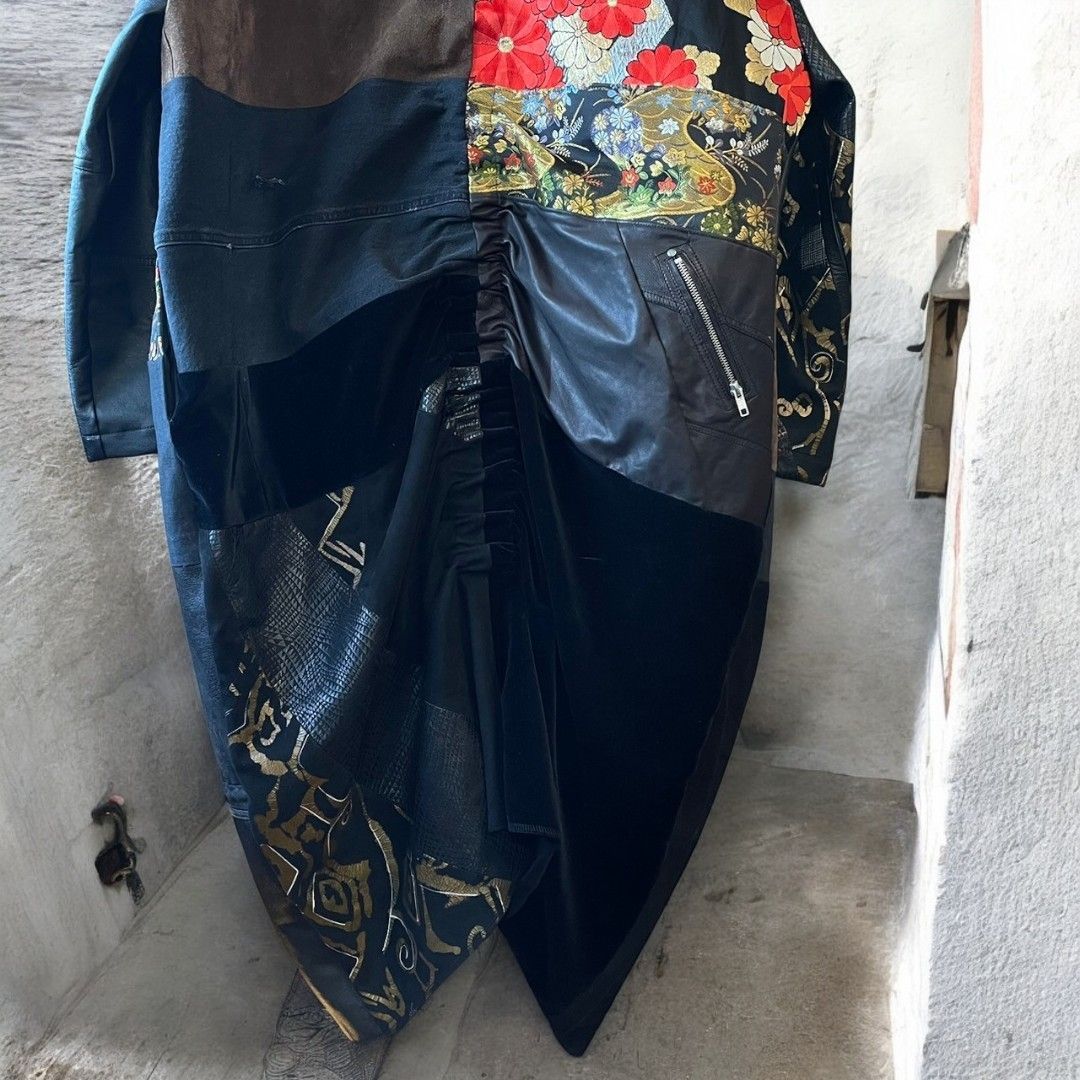 コート ユニセックス メンズ レディース リメイク 着物 帯 黒 ブラック 再構築kimono gown coat recollect有明ガーデン店