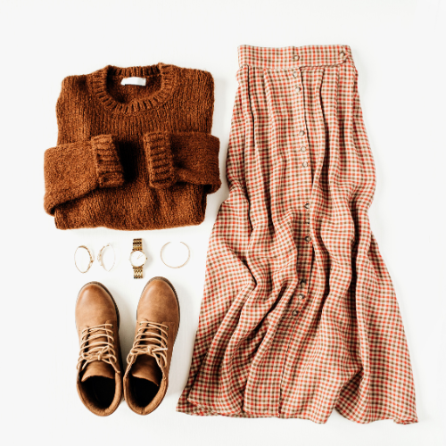 服 サブスクの仕組みとデメリットを費用比較で完全検証 忙しい女性は本当に元が取れる？主要サービス料金比較と中古購入リセールとの違いを解説