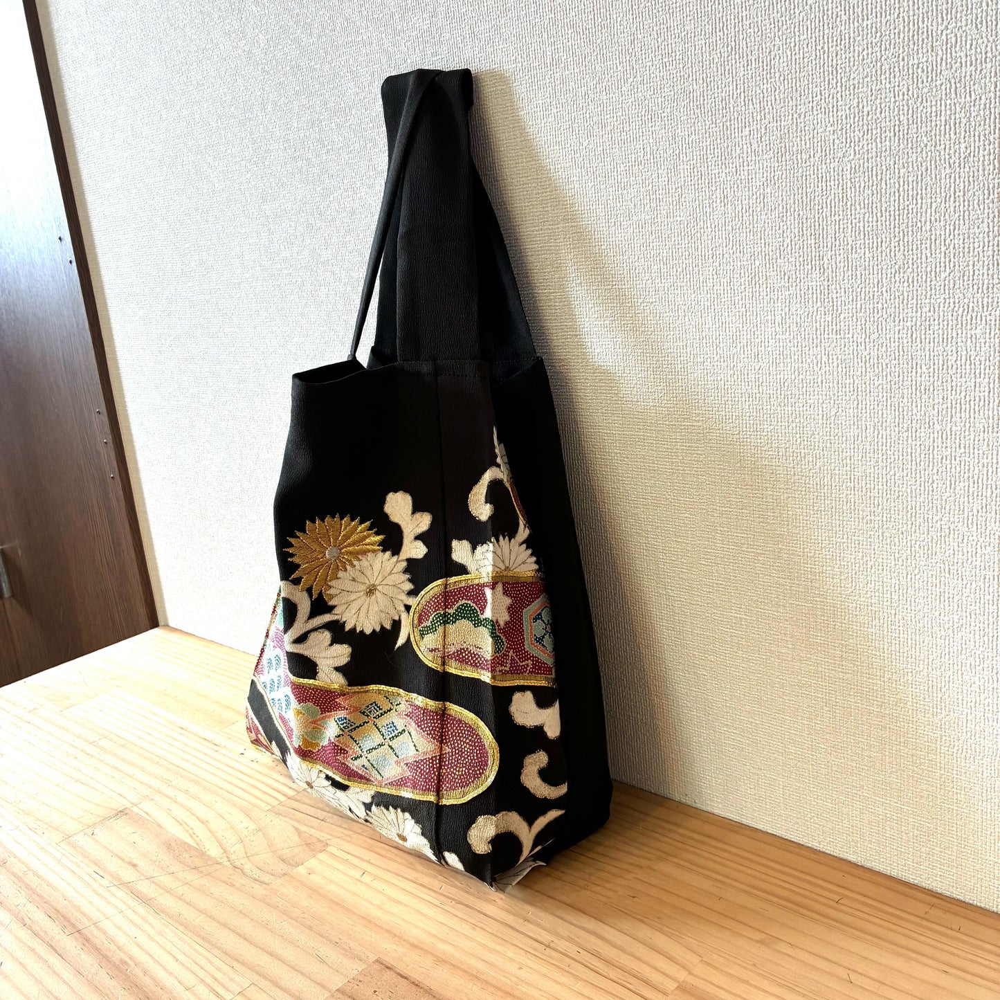 zivun Black Tomesode Reconstructed Eco-Bag | Imperial Carriage Pattern, Chrysanthemum, Gold Embellishment, Japanese Modern, One-of-a-Kind, Sub-Bag 32x26cm [OLD FLIP]