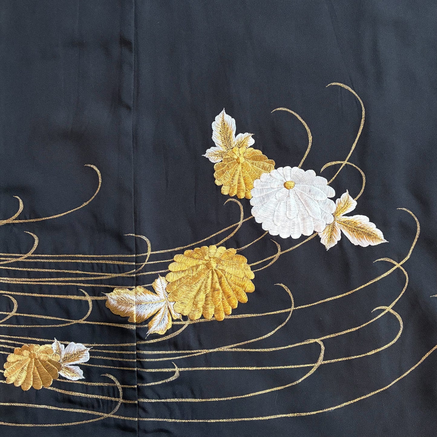 zivun Remade Kurotomesode Cushion Cover | Phoenix Embroidery Japanese Pattern Luxury Interior One-of-a-Kind 50x50cm【OLD FLIP】