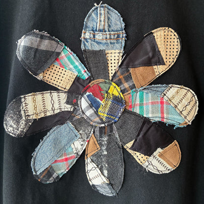 zivun Reconstructed Flower Patchwork T-Shirt | One-of-a-Kind Black Size 0 | OLD FLIP