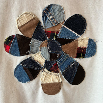 zivun Reconstructed Flower Patchwork T-Shirt | One-of-a-Kind Off White Size 0 | OLD FLIP