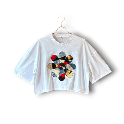 zivun Reconstructed Flower Patchwork Cropped T-Shirt | One-of-a-Kind White Tee | OLD FLIP