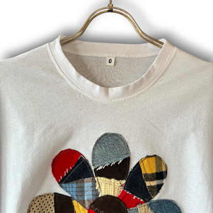 zivun Reconstructed Flower Patchwork Cropped T-Shirt | One-of-a-Kind White Tee | OLD FLIP