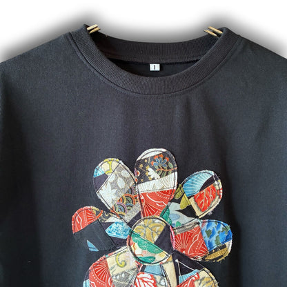 zivun Rebuild Kimono Flower T-Shirt | One-of-a-Kind Japanese Patchwork Tee Black | OLD FLIP