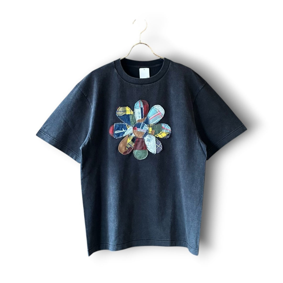 zivun Reconstructed Flower Patchwork Fade T-Shirt | One-of-a-Kind Black Tee | OLD FLIP
