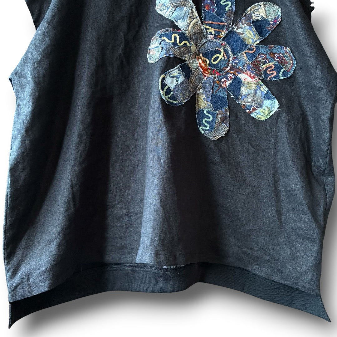 zivun Linen Patch Flower Pullover | Reconstructed Floral Appliqué Oversized One-of-a-Kind | OLD FLIP