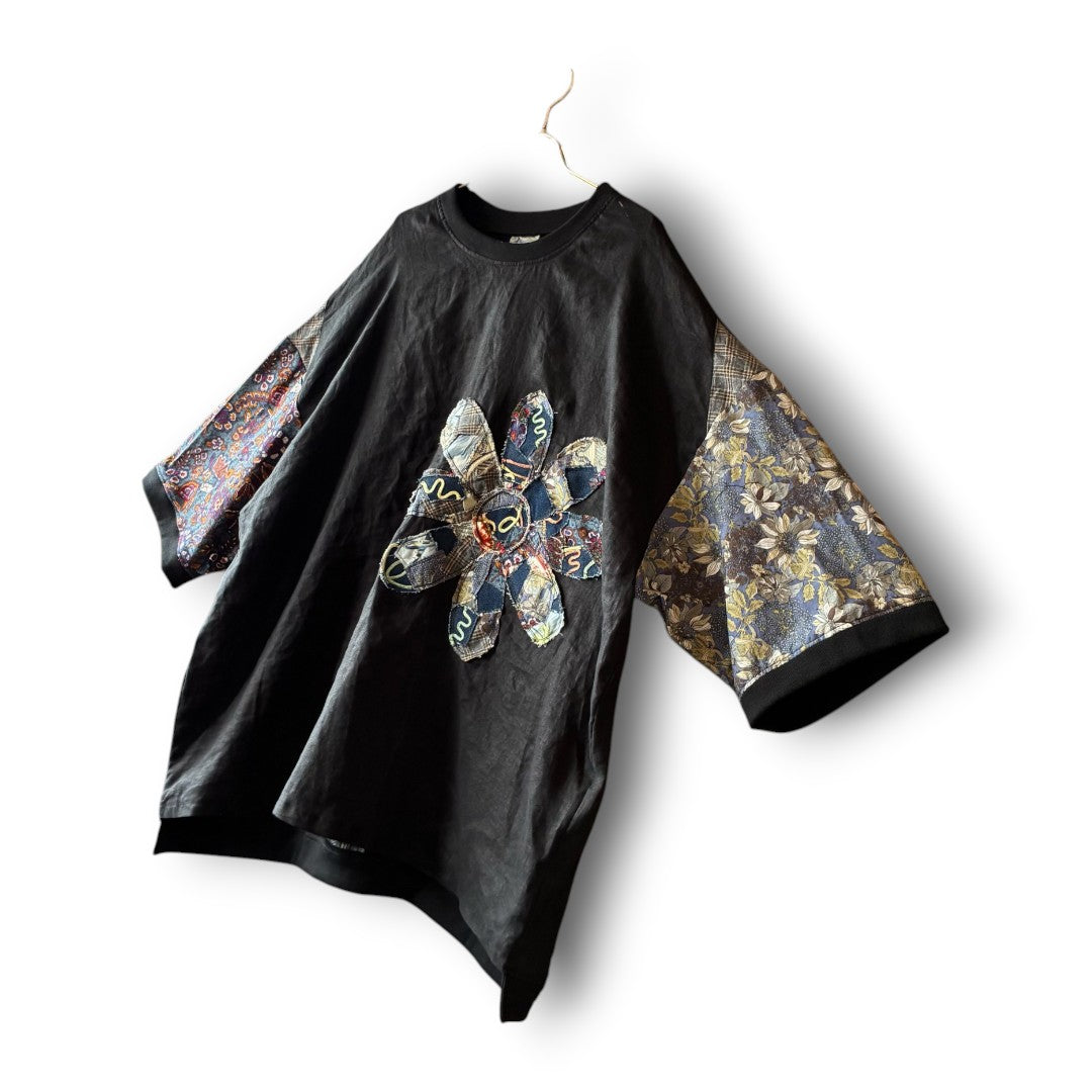 zivun Linen Patch Flower Pullover | Reconstructed Floral Appliqué Oversized One-of-a-Kind | OLD FLIP